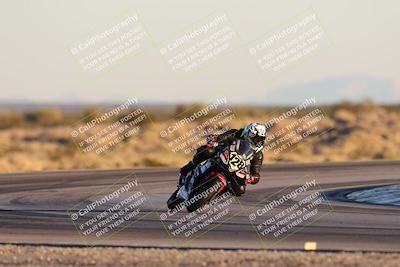 media/Dec-05-2025-CVMA Friday Practice (Fri) [[303bad9a84]]/3-Racer 3 (NRS)/Mock Race/